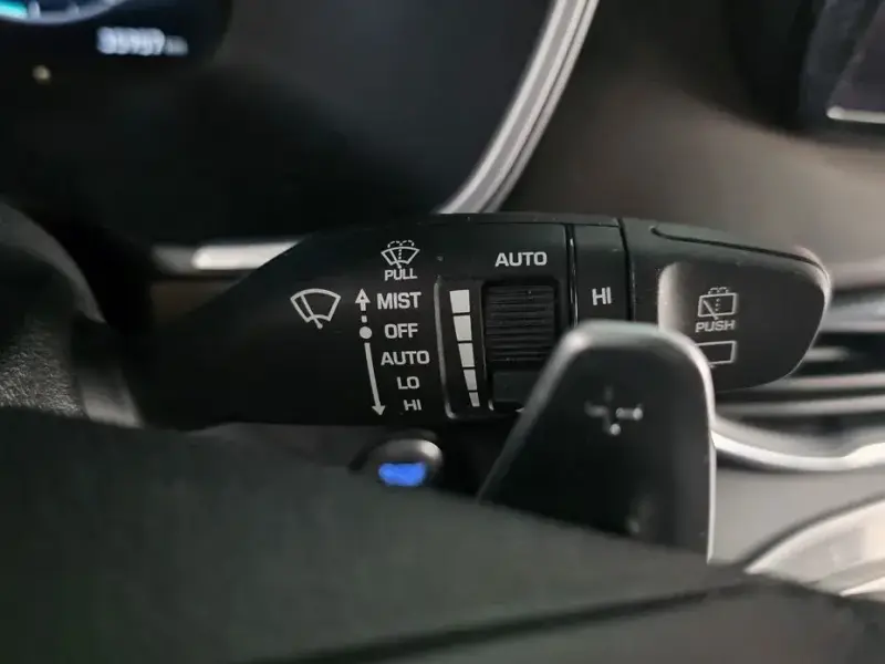 2023 Hyundai Santa Fe с пробегом 35 957 км