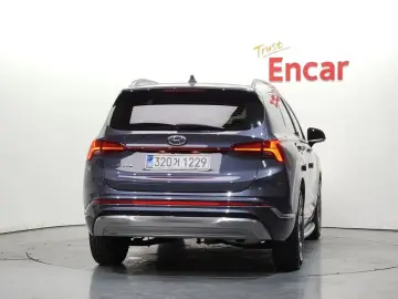 2022 Hyundai Santa Fe с пробегом 52 579 км