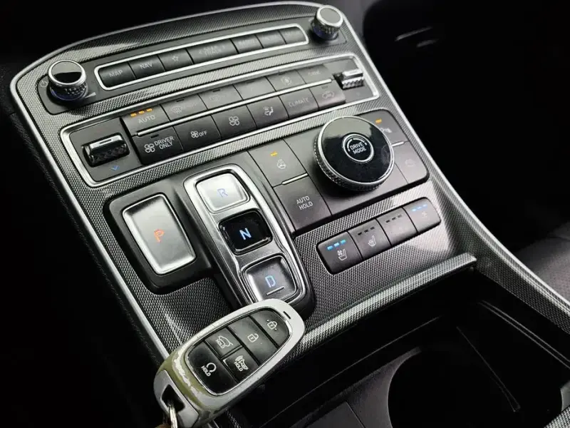 2021 Hyundai Santa Fe с пробегом 145 239 км