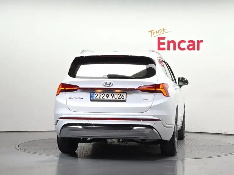 2023 Hyundai Santa Fe с пробегом 46 406 км