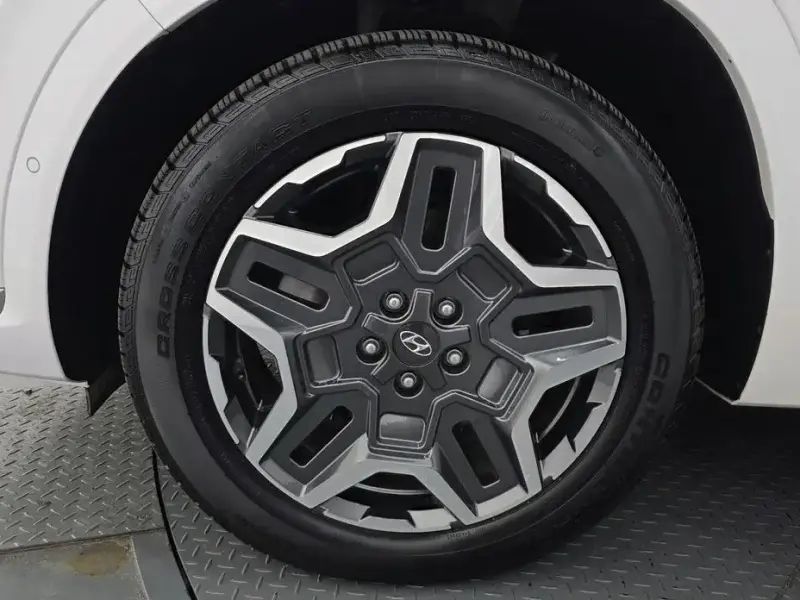 2023 Hyundai Santa Fe с пробегом 46 406 км