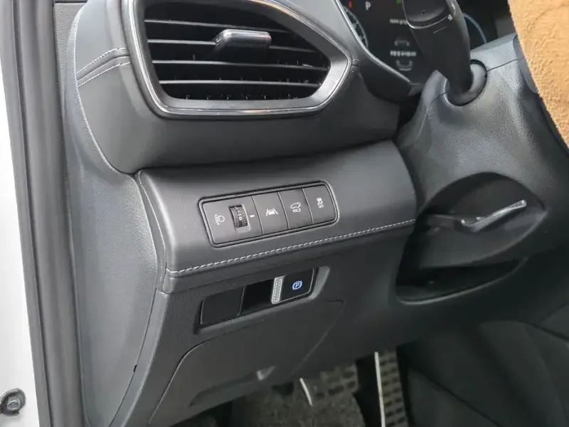 2023 Hyundai Santa Fe с пробегом 46 406 км