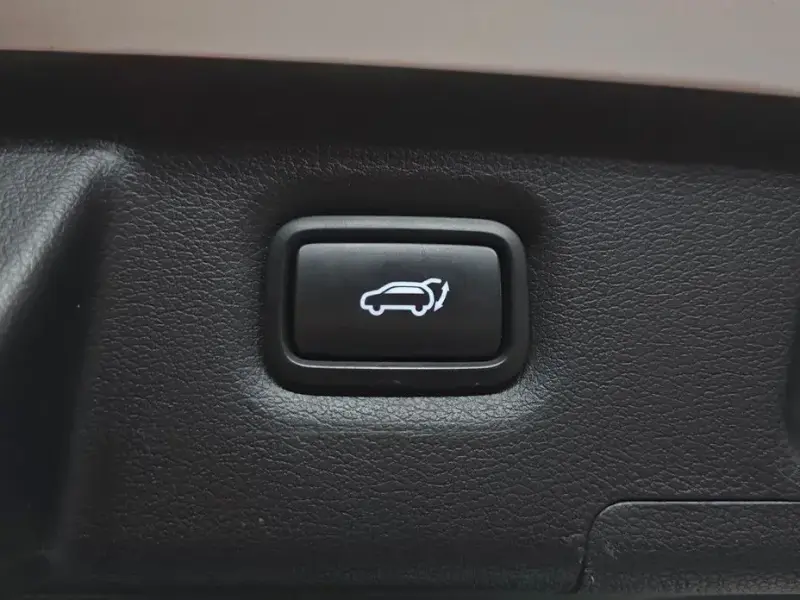 2023 Hyundai Santa Fe с пробегом 46 406 км