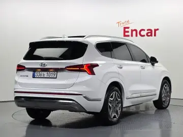 2023 Hyundai Santa Fe с пробегом 58 063 км