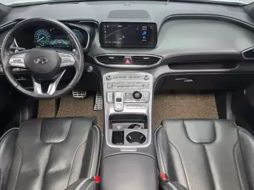 2023 Hyundai Santa Fe с пробегом 58 063 км
