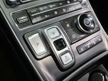 2023 Hyundai Santa Fe с пробегом 58 063 км