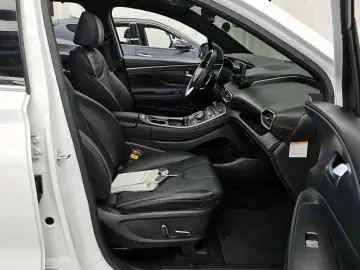 2023 Hyundai Santa Fe с пробегом 30 963 км