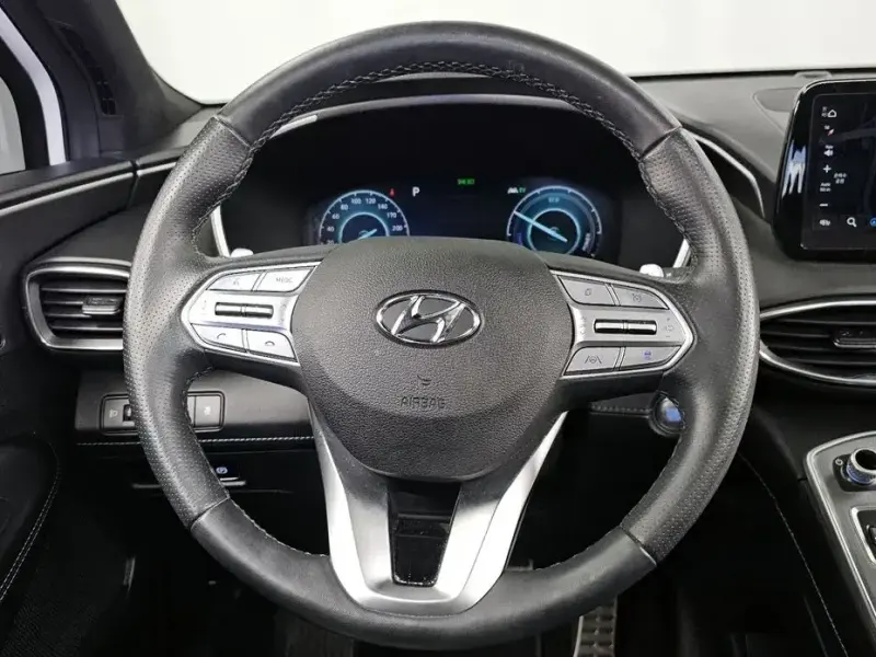 2023 Hyundai Santa Fe с пробегом 30 963 км