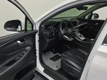 2021 Hyundai Santa Fe с пробегом 56 023 км