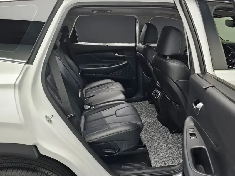 2021 Hyundai Santa Fe с пробегом 56 023 км