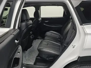 2021 Hyundai Santa Fe с пробегом 56 023 км