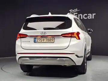 2022 Hyundai Santa Fe с пробегом 21 367 км