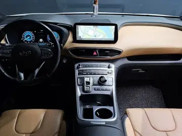 2022 Hyundai Santa Fe с пробегом 21 367 км