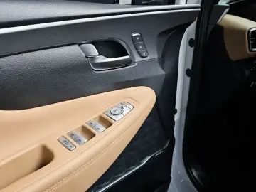2022 Hyundai Santa Fe с пробегом 21 367 км