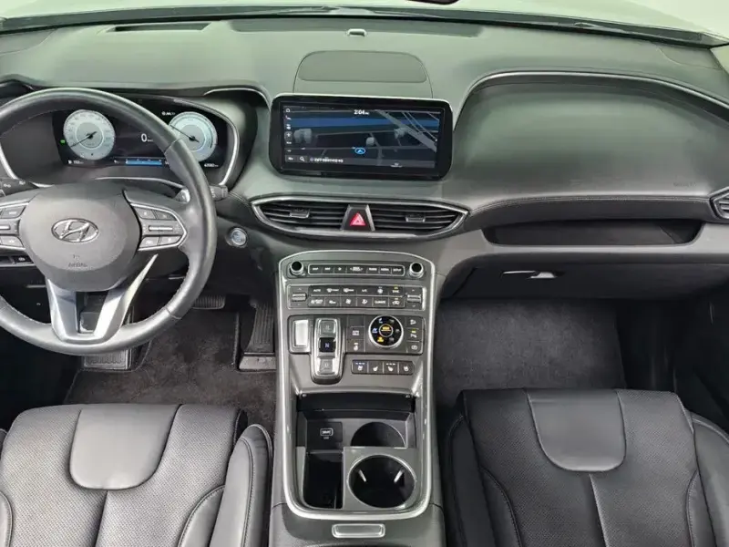 2023 Hyundai Santa Fe с пробегом 63 582 км