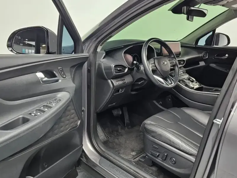 2023 Hyundai Santa Fe с пробегом 63 582 км