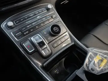 2022 Hyundai Santa Fe с пробегом 76 361 км