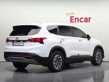 2023 Hyundai Santa Fe с пробегом 32 142 км