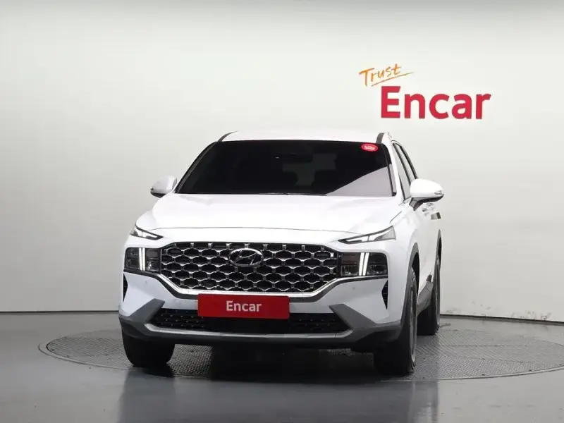 2023 Hyundai Santa Fe с пробегом 32 142 км
