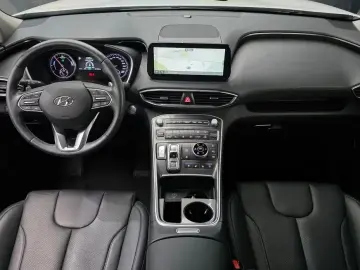 2023 Hyundai Santa Fe с пробегом 32 142 км