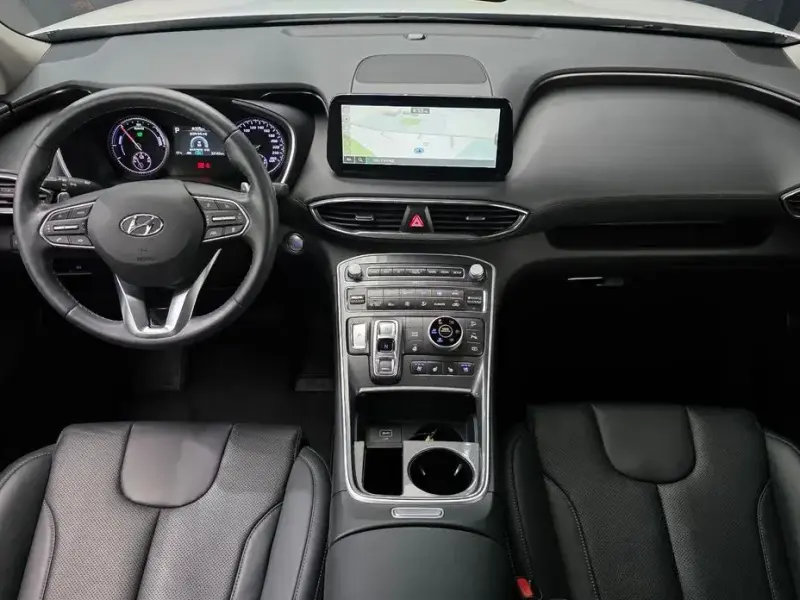 2023 Hyundai Santa Fe с пробегом 32 142 км
