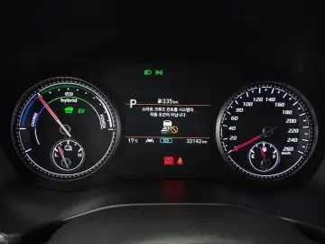 2023 Hyundai Santa Fe с пробегом 32 142 км