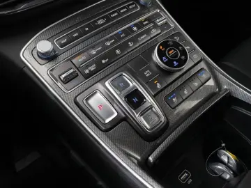 2023 Hyundai Santa Fe с пробегом 32 142 км