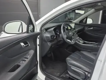 2023 Hyundai Santa Fe с пробегом 32 142 км