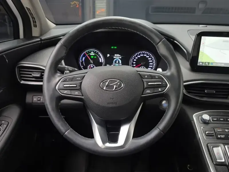 2023 Hyundai Santa Fe с пробегом 32 142 км