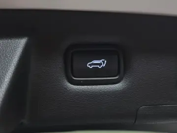 2023 Hyundai Santa Fe с пробегом 32 142 км