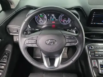 2023 Hyundai Santa Fe с пробегом 35 109 км
