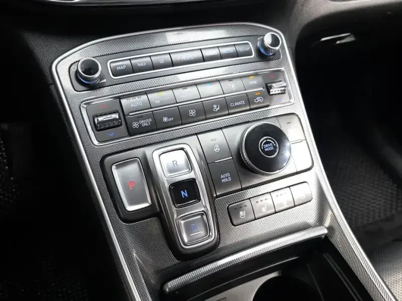 2021 Hyundai Santa Fe с пробегом 68 472 км