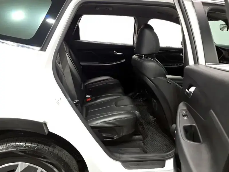 2021 Hyundai Santa Fe с пробегом 68 472 км