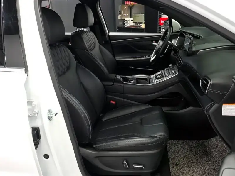 2021 Hyundai Santa Fe с пробегом 76 971 км