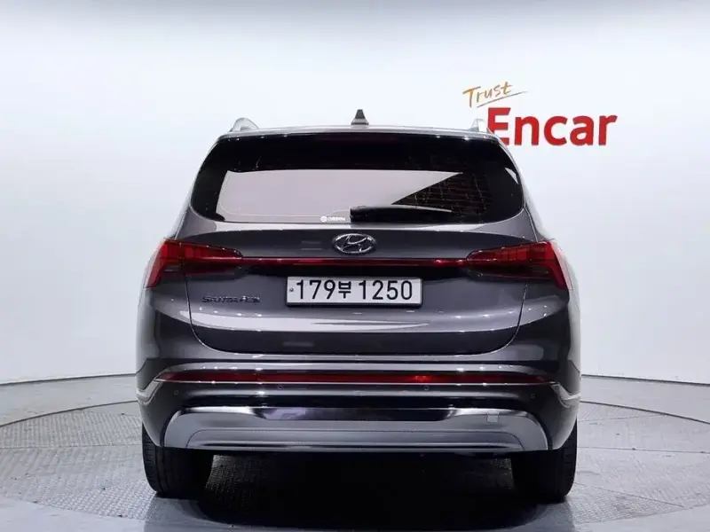 2022 Hyundai Santa Fe с пробегом 102 042 км