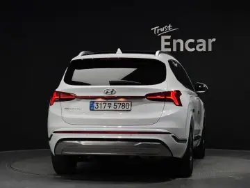 2022 Hyundai Santa Fe с пробегом 75 046 км