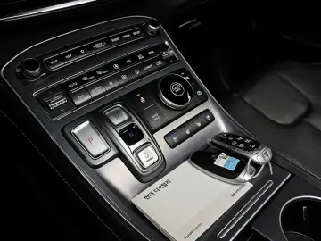 2022 Hyundai Santa Fe с пробегом 52 895 км