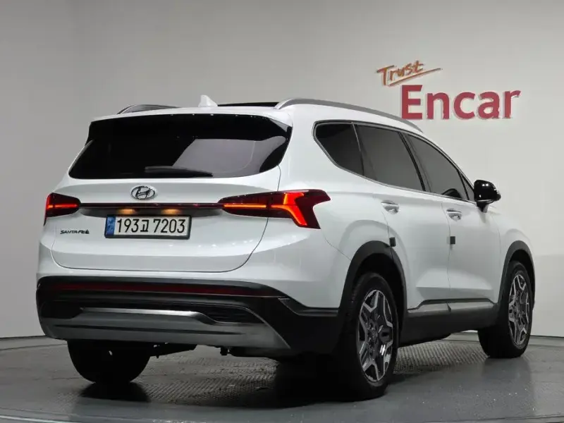 2023 Hyundai Santa Fe с пробегом 61 408 км