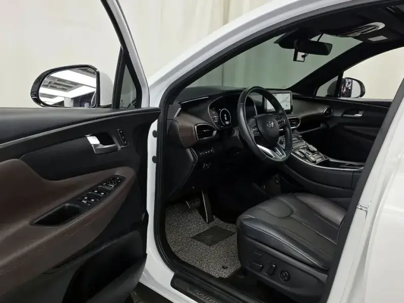 2023 Hyundai Santa Fe с пробегом 61 408 км