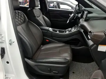 2023 Hyundai Santa Fe с пробегом 61 408 км