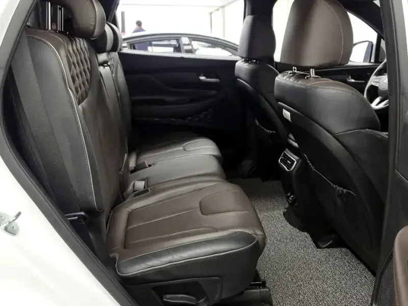 2023 Hyundai Santa Fe с пробегом 61 408 км