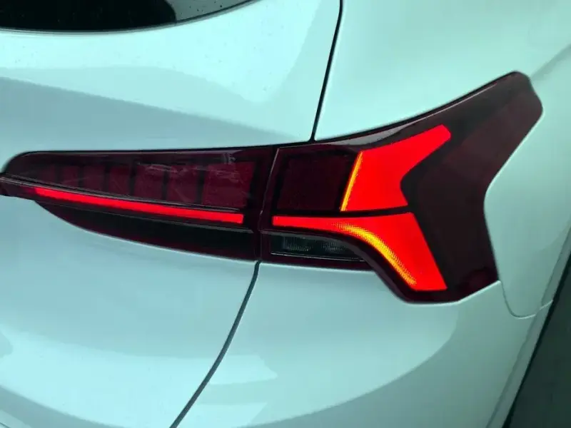 2023 Hyundai Santa Fe с пробегом 61 408 км