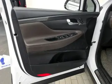 2023 Hyundai Santa Fe с пробегом 61 408 км