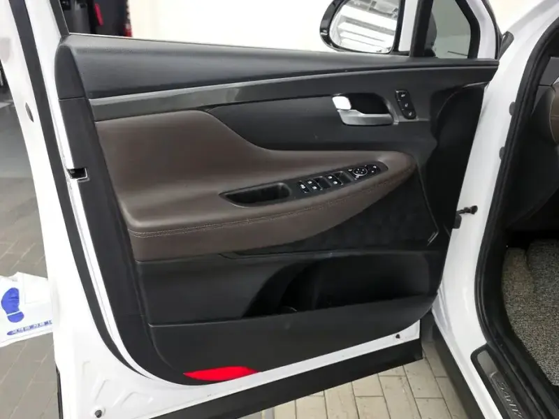 2023 Hyundai Santa Fe с пробегом 61 408 км