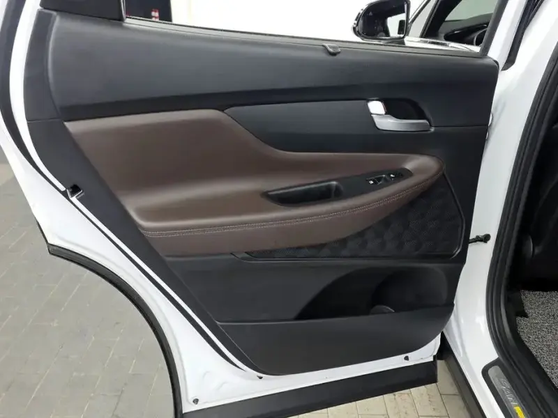 2023 Hyundai Santa Fe с пробегом 61 408 км