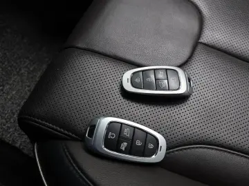 2023 Hyundai Santa Fe с пробегом 61 408 км