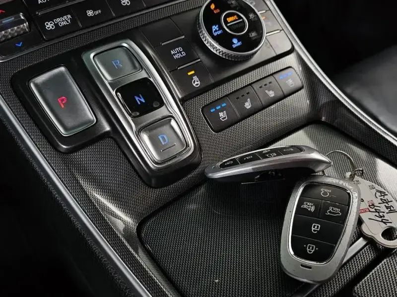 2022 Hyundai Santa Fe с пробегом 63 874 км