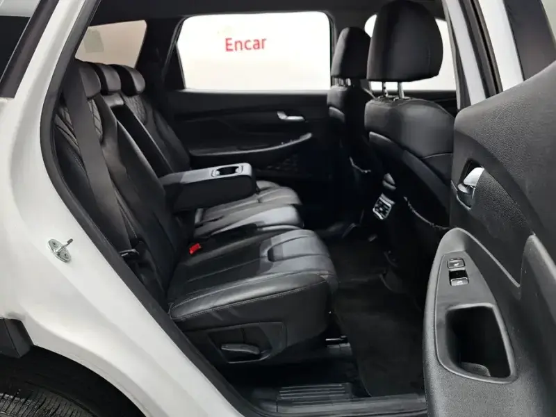 2022 Hyundai Santa Fe с пробегом 63 874 км