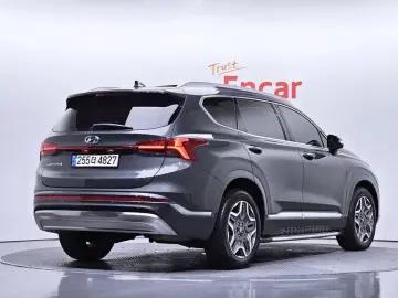2022 Hyundai Santa Fe с пробегом 74 798 км