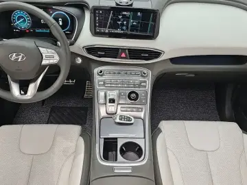 2022 Hyundai Santa Fe с пробегом 74 798 км